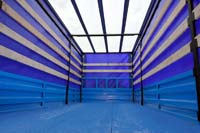 Бортовая платформа с тентом