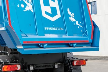 Съемный желоб для работы с асфальтоукладчиком