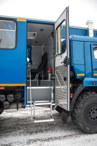 Вход в пассажирский отсек