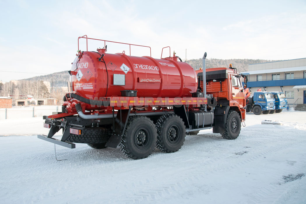 Автоцистерна АКН-10 КО УСТ-5453 на шасси Камаз 43118-50