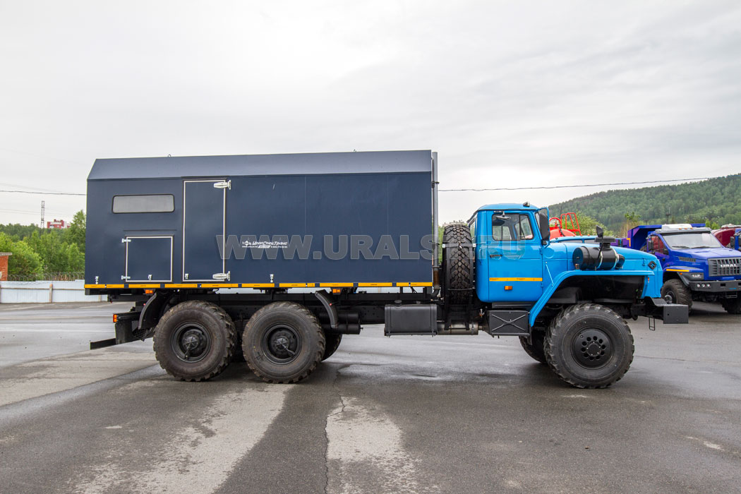 Паровая промысловая установка ППУА 1600/100 Урал 4320-1951-60