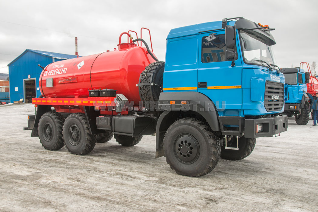 Автоцистерна АКН-10 КО УСТ-545317 на шасси Урал 5557-4512-80Е5