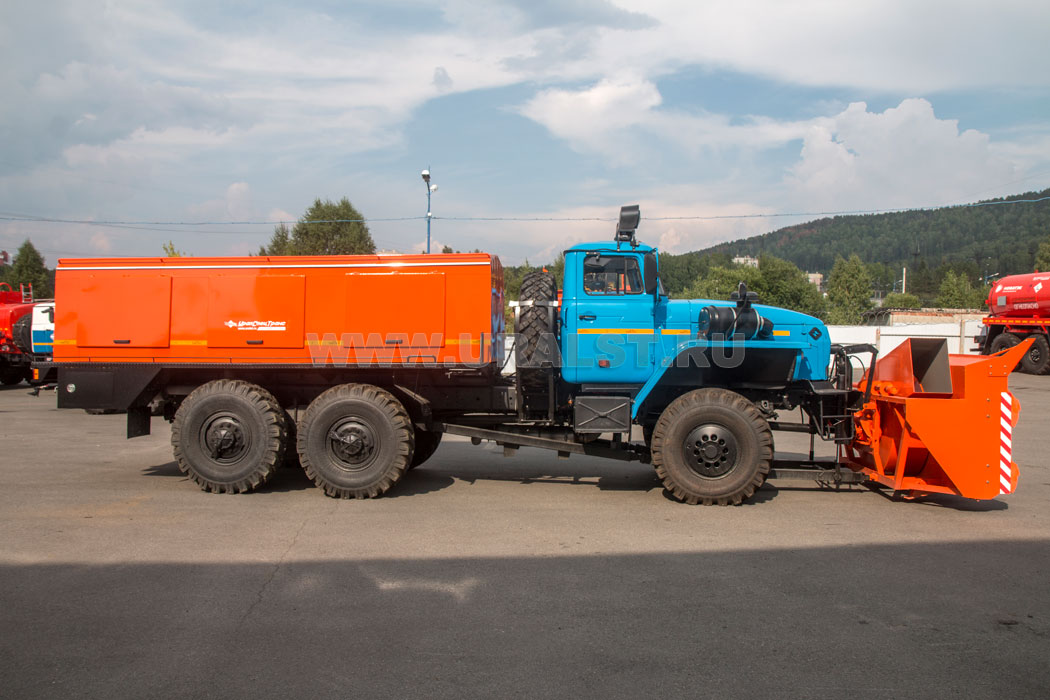 ДЭ-226, Урал 4320Е5 шнекоротор.снег.