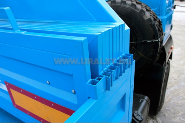 Транспортное положение снятых бортов полуприцепа