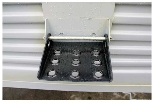 Ступенька для подъема на бортовую платформу Урал 43206-0111-71М