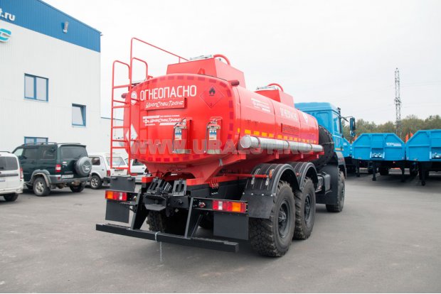 Автотопливозаправщик АТЗ-11Б-2 УСТ-5453