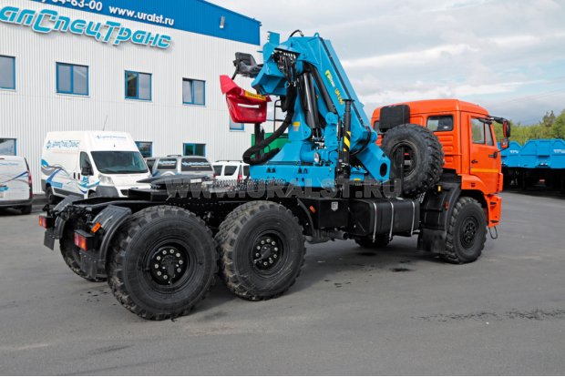 Тягач Камаз 43118-46 с КМУ ИМ-240