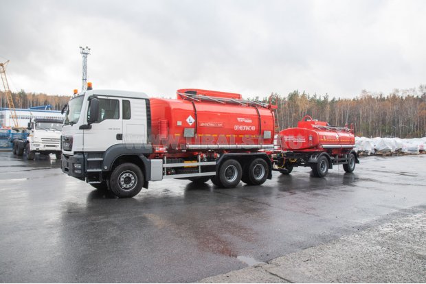 Автоцистерна АЦ-20-2 УСТ-5453 на шасси MAN