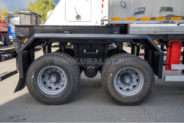 Рессорно-балансирная подвеска без реактивных штанг