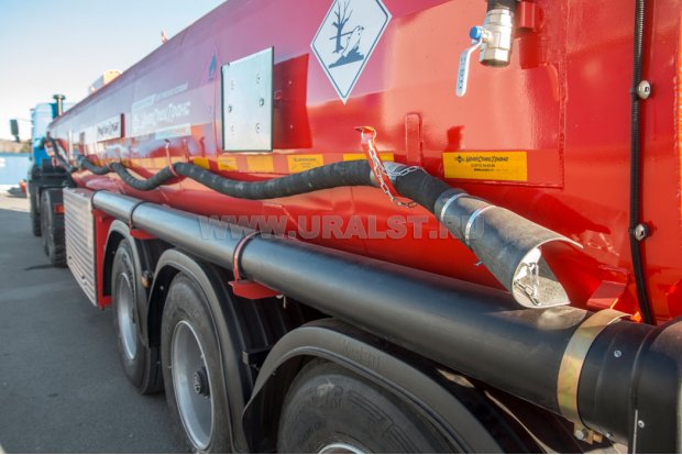 Рукав раздачи топлива