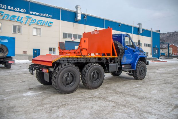 Трубоплетевозный тягач ТПВ УСТ 5453 Урал NEXT 5557-74