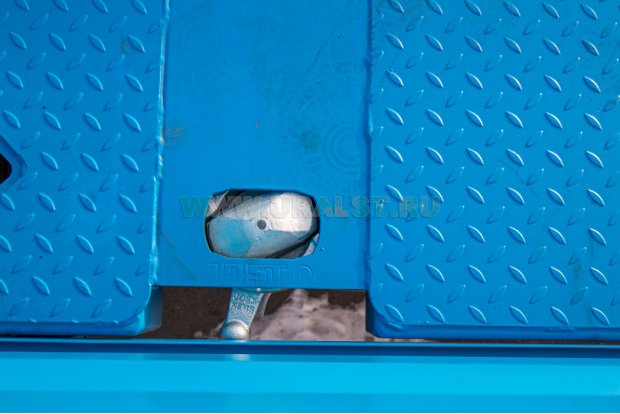 Замок крепления контейнера