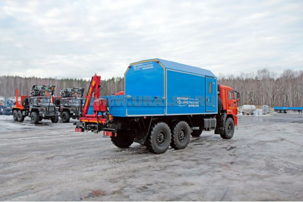 Камаз ТБМ с КМУ ИМ-20