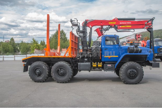 Лесовоз с манипулятором VM10L74 УСТ 54538D Урал 5557-60Е5