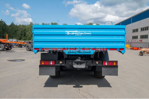 Бортовой автомобиль Урал М УСТ 5453 5557-72Е5, тент