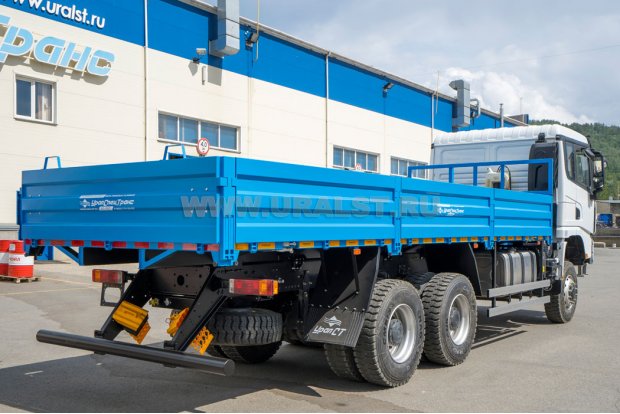 Бортовой контейнеровоз УСТ 5453 SHACMAN SX32586V385 6х6, база 4575мм