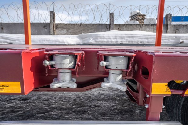 Фитинги для фиксации перевозимых контейнеров