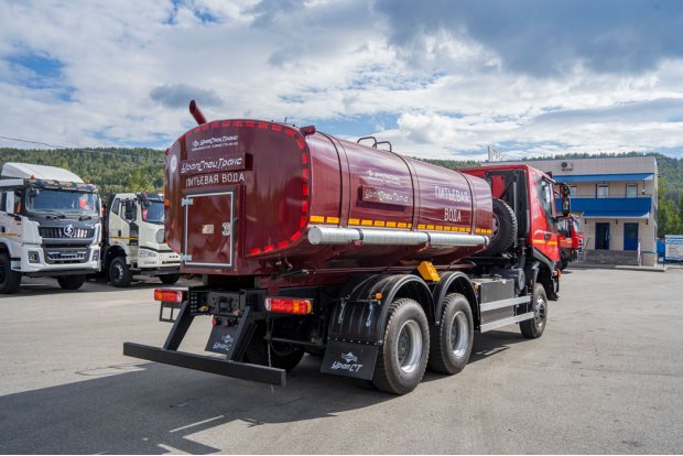 Автоцистерна для питьевой воды АЦПТ-10НО УСТ 5453 АМТ N.V. 632910 (6х6)