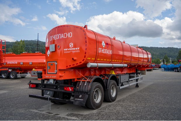 Полуприцеп-цистерна нефтевоз ППЦН 38ПТ-24Д ПТ