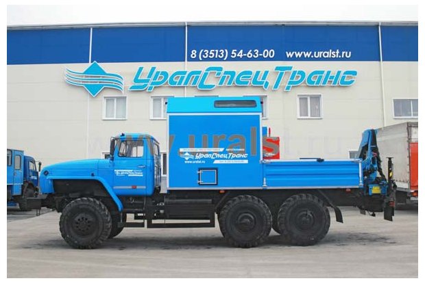 Фургон Урал АНРВ с краном манипулятором