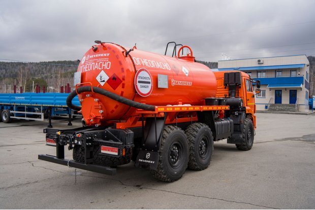 Автоцистерна вакуумная АКН-10 КО-505 УСТ 5453 Камаз 43118