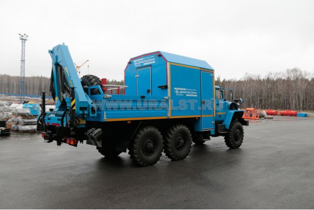 Мобильная ремонтная мастерская (АРОК) УСТ-5453 на шасси Урал 4320-61М с КМУ ИМ-95