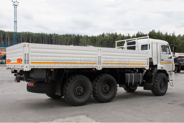 Бортовой Камаз 43118-6012-46 с двигателем Cummins