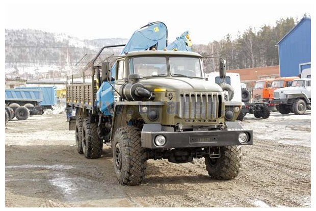 Бортовой Урал с КМУ ИМ-150