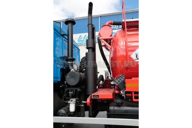 Система вертикального выпуска отработанных газов