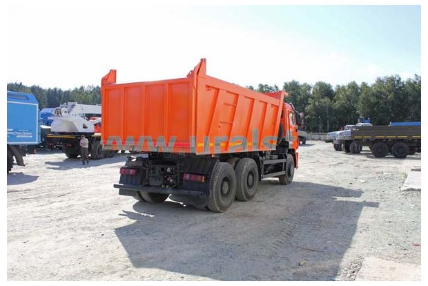 Самосвал Камаз 6520-63