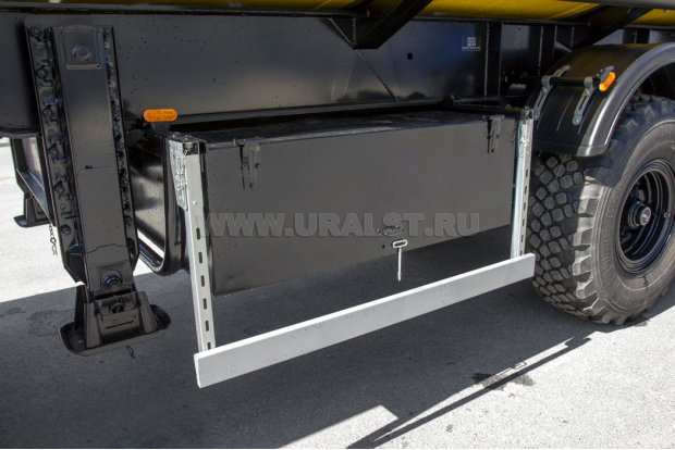 Боковая защита полуприцепа