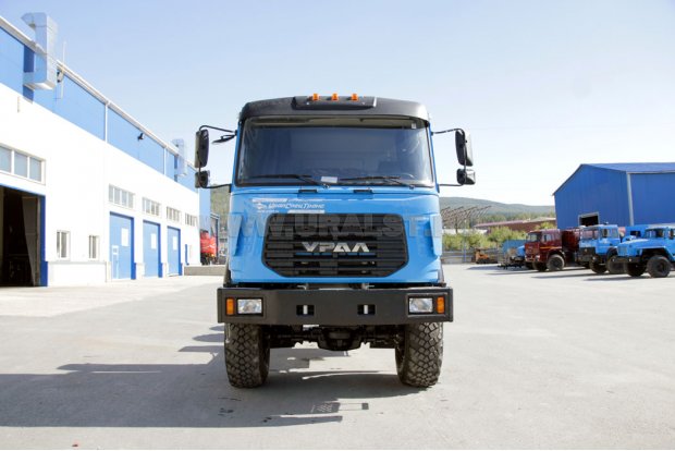 Шасси автомобиля Урал 5557-80М