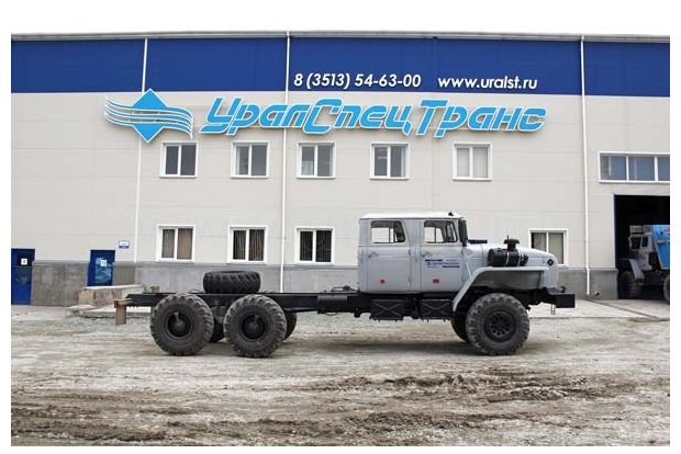 Урал 4320-1982-40