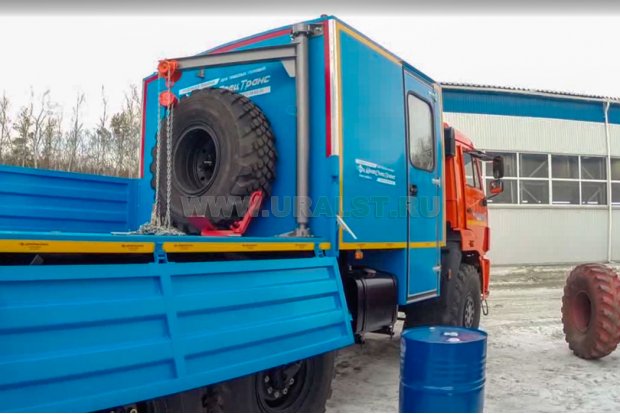 Кран-укосина консольная