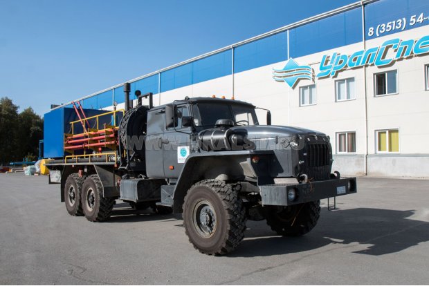 АЦ-32 агрегат цементировочный на Урал 4320-1912-60 (2016 г.в б/у)