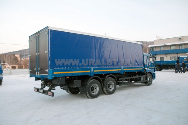 Бортовой автомобиль Камаз 65117-50 с тентом
