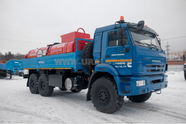 Бортовой контейнеровоз Камаз 43118RR c КЦ-11