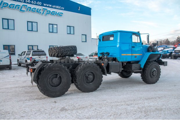 Седельный тягач УСТ 5453 Урал 44202-0311-72Е5 сп. м.