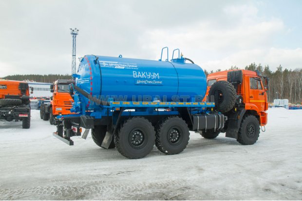Автоцистерна вакуумная МВ-10 КО УСТ 5453 Камаз 43118-50, ревизионый люк