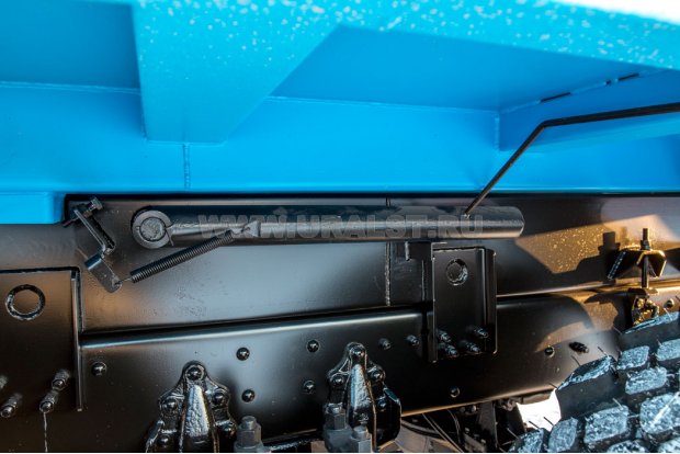 Механический фиксатор платформы