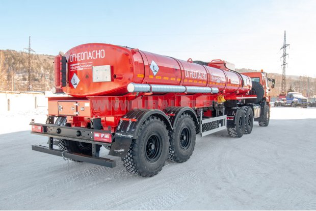 Полуприцеп-цистерна ППЦН 18П-21 ПТ УСТ 9465 рамная ССУ 1400