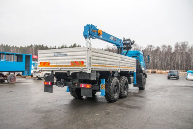 Бортовой Урал 4320-80М с КМУ DongYang SS1926