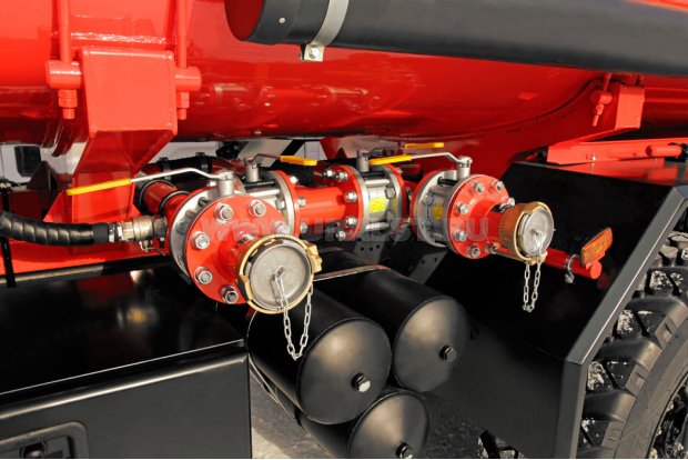 Трубопровод цистерны