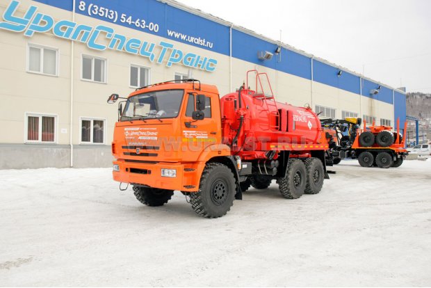 Автоцистерна нефтепромысловая АКН-10-ОД ВК