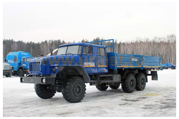 Бортовой автомобиль