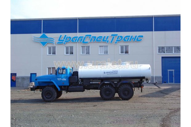 АВТОЦИСТЕРНА АЦПТ-10