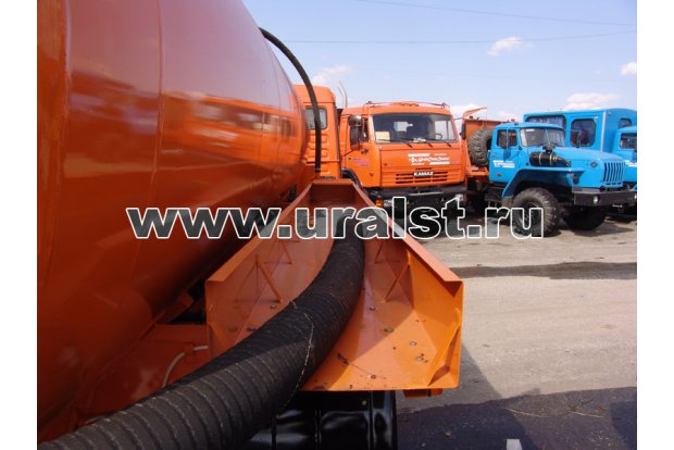 Машина вакуумная