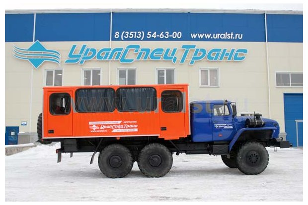 Вахтовый автобус Урал