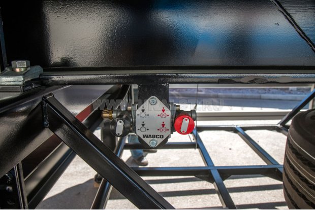 Тормозной механизм 