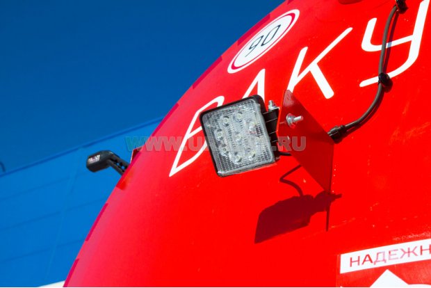 Фара-прожектор